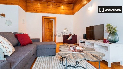 Arrendamento de apartamento T1 na Rua da Condessa