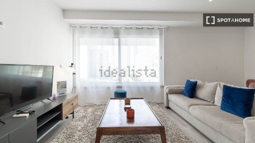 Arrendamento de apartamento T1 na Rua Basílio Teles