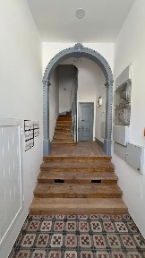 Apartamento T2 à venda na Rua do Vale de Santo António