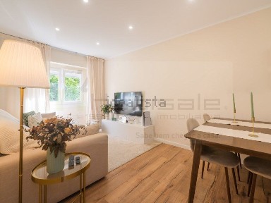 Apartamento T2 à venda na Rua Eça de Queiroz