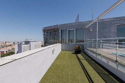Apartamento T1 à venda na Rua de Campolide, 351