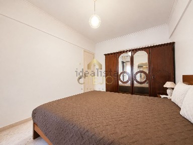 Apartamento T2 à venda em Santa Iria de Azoia - São João da Talha - Bobadela