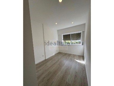 Apartamento T3 à venda na Reboleira