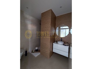 Apartamento T2 à venda na São Vicente de Fora