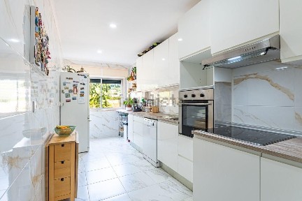 Apartamento T2 à venda na Avenida Cândido de Oliveira, 20