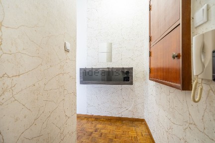 Apartamento T2 à venda na Rua da Memória