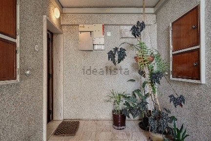 Apartamento T2 à venda na Rua Professor Doutor Jorge Mineiro, 26