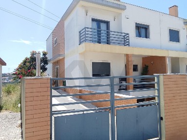 Casa ou moradia à venda na Colaride - Monte da Tapada