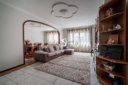 Apartamento T3 à venda em Barcelos