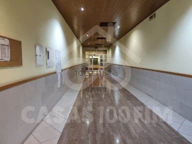 Apartamento T3 à venda na Rua das Portas Verdes, 11