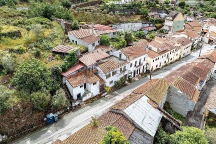 Armazém à venda em Penacova