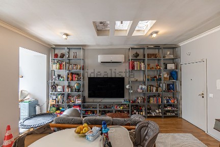 Apartamento T2 à venda na Rua de Santa Catarina