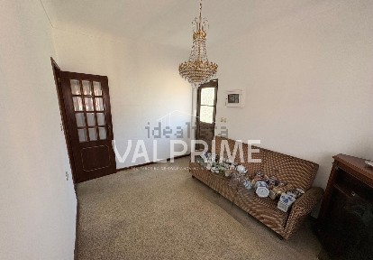Apartamento T3 à venda na Rua de Belo Horizonte, 281