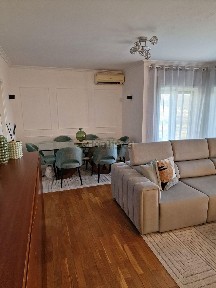 Apartamento T2 à venda na Rua das Laranjeiras, 20