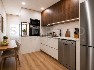 Apartamento T2 à venda na Rua Joaquim Moreira Pacheco