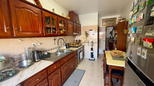 Apartamento T3 à venda em Nossa Senhora de Fátima
