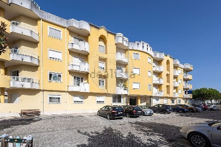 Apartamento T2 à venda em Nossa Senhora de Fátima