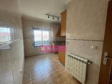 Apartamento T3 à venda em Nossa Senhora de Fátima
