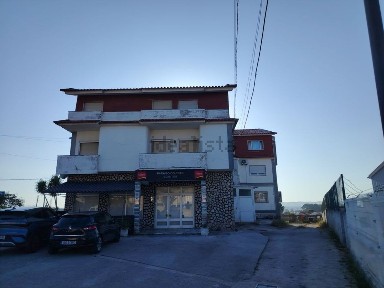 Espaço comercial à venda na Estrada Nacional 8, 45