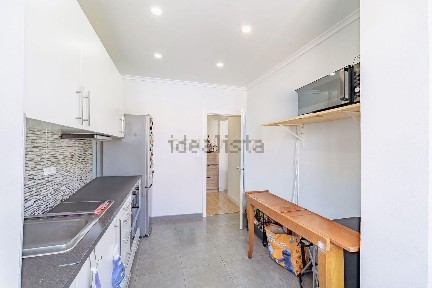 Apartamento T1 à venda na Rua Ferreira de Castro, 12