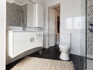 Apartamento T3 à venda no Beco Garcia Perez