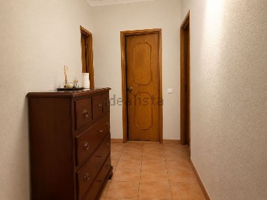 Apartamento T1 à venda na Rua José Pedro da Silva