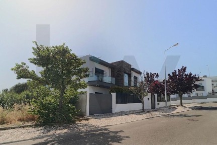 Arrendamento de casa ou moradia na Alcoitão