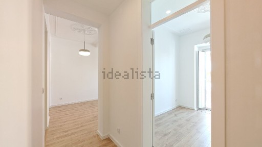 Arrendamento de apartamento T1 na Rua dos Lusíadas, 140