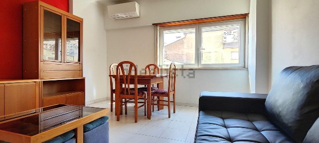 Arrendamento de apartamento T2 na Rua Professor José Duarte Morais, 9