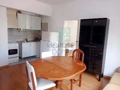 Apartamento T2 à venda na Rua José Gomes Ferreira, 9