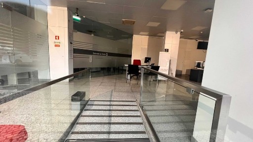 Espaço comercial único na zona ribeirinha de Portimão