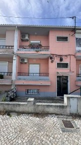 Vende se T2 Almada