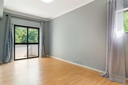 Vende-se T3 em Cruz de Pau