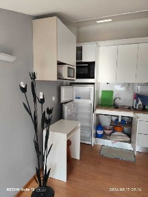 Estúdio Mobilado - Excelente Localização | Pronto a Habitar na Praia da Areia Branca