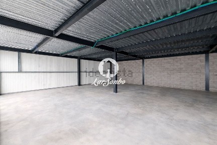 Arrendamento de espaço comercial em Alheira e Igreja Nova