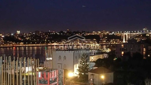 Apartamento de Luxo no Empreendimento São Paio