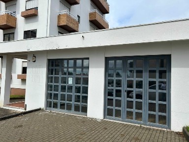 Espaço Comercial para Arrendamento