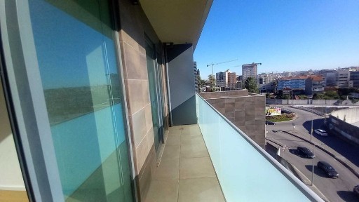 Andar T1 como Novo, equipado e com garagem