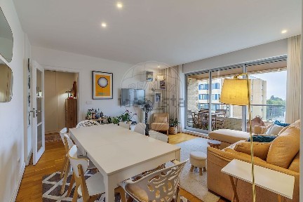 Arrendamento de apartamento T1 na Rua Arquitecto João Andresen