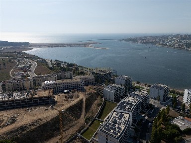 Arrendamento de apartamento T2 na Avenida Afonso de Albuquerque, 371