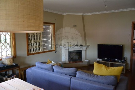 Arrendamento de apartamento T2 na Avenida de Francelos