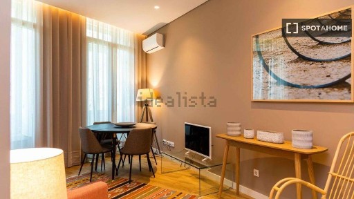 Arrendamento de apartamento T1 na Rua de Cândido dos Reis