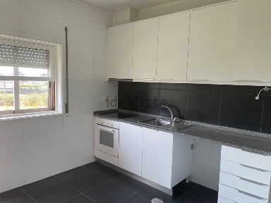 Arrendamento de apartamento T2 em Pedrouços