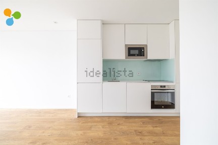 Arrendamento de apartamento T1 na Amial
