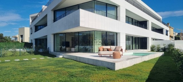 Arrendamento de apartamento T3 na Avenida da Beira-Mar, 417