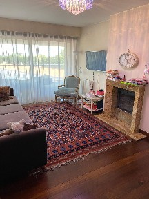 Arrendamento de apartamento T2 na Rua João de Barros, 90