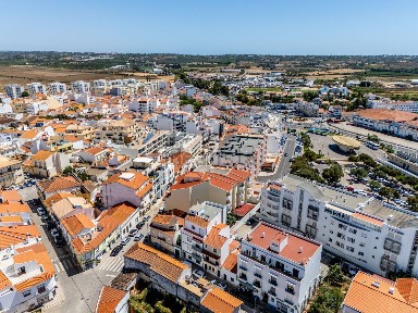 Apartamento T1 à venda na Rua Doutor Fonseca de Almeida