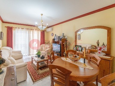 Apartamento T2 à venda em Quinta do Romão