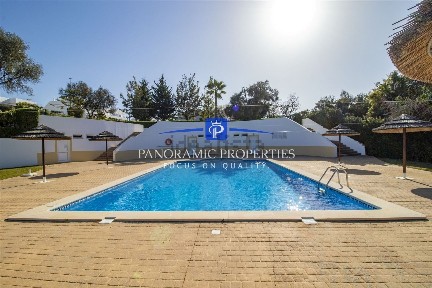 Apartamento T2 à venda no Vale Milho - Vale Centeanes - Algar seco