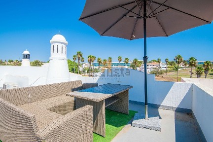 Apartamento T2 à venda no Vale Milho - Vale Centeanes - Algar seco